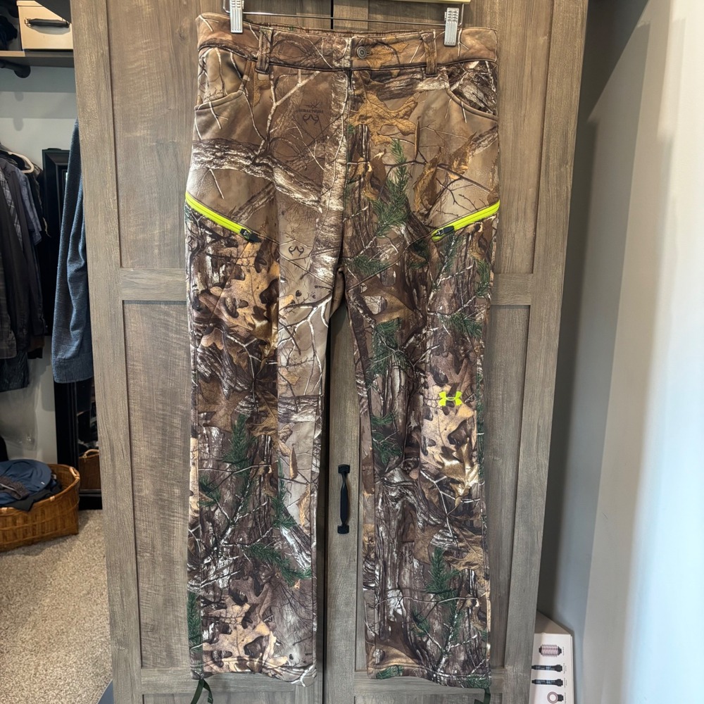 Under Armour Mens XL Realtree Xtra Camo Fleece Lined Hunting Pants Loose Fit
